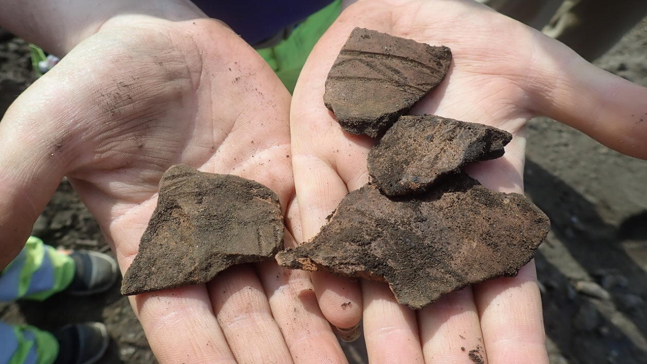 Jogo de tabuleiro romano de 1.700 anos é desenterrado na Noruega