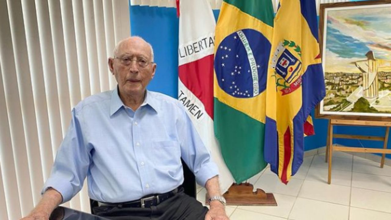 Prefeito mais velho do Brasil morre em Minas Gerais