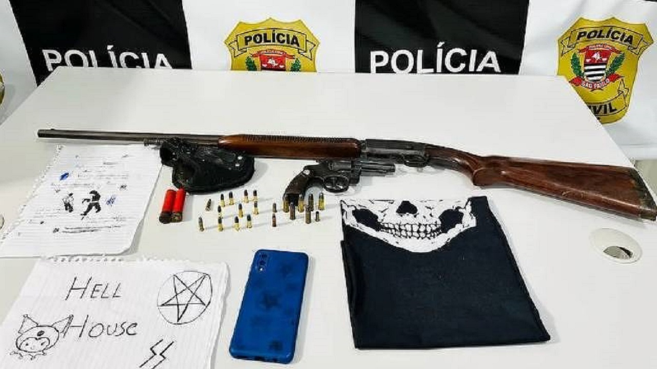 Garota de 13 anos que planejou ataque em escola será internada por terrorismo