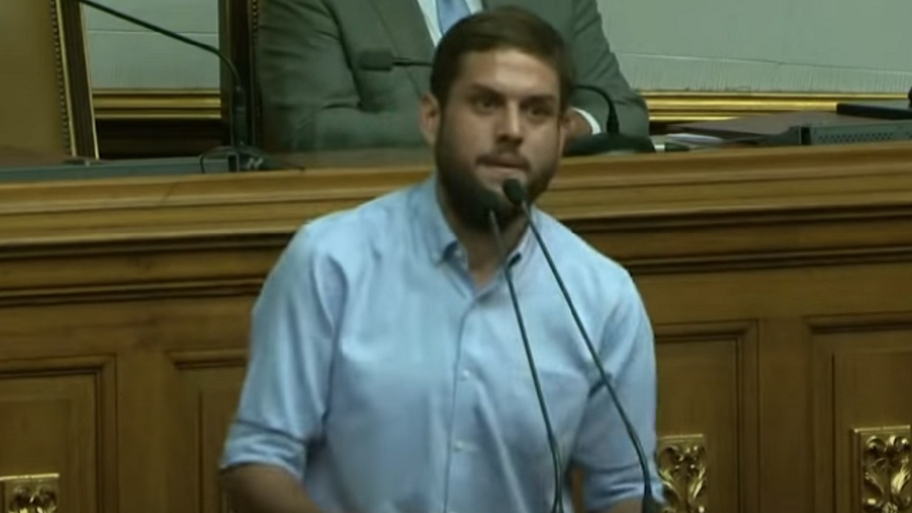 Após 751 dias, Venezuela libera deputado opositor de Maduro que estava preso