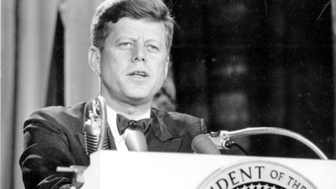 60 anos depois, agente que presenciou assassinato de Kennedy questiona autoria do crime