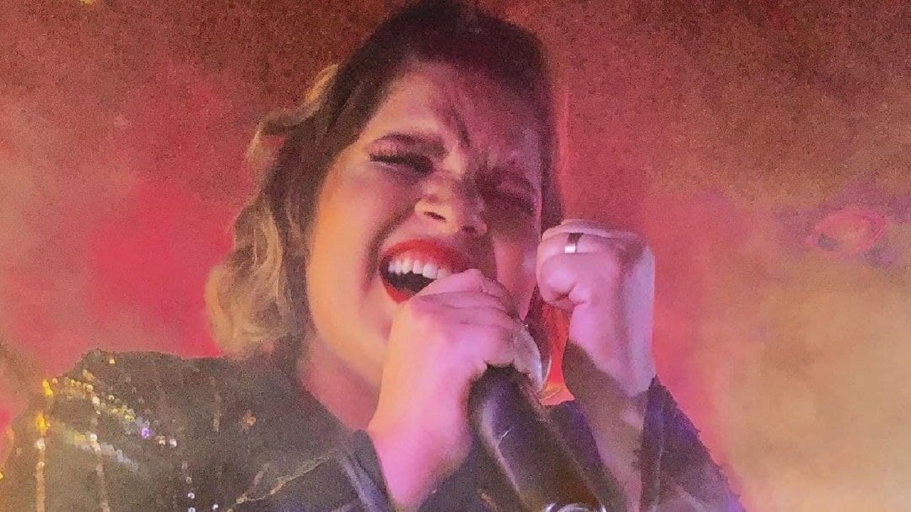 Vítima da Covid: Morre aos 26 anos a cantora baiana Lanna Rizzi