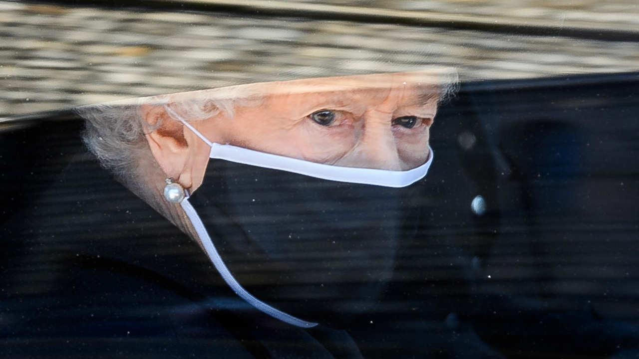 Rainha Elizabeth II agradece pelo apoio que recebeu em seu aniversário