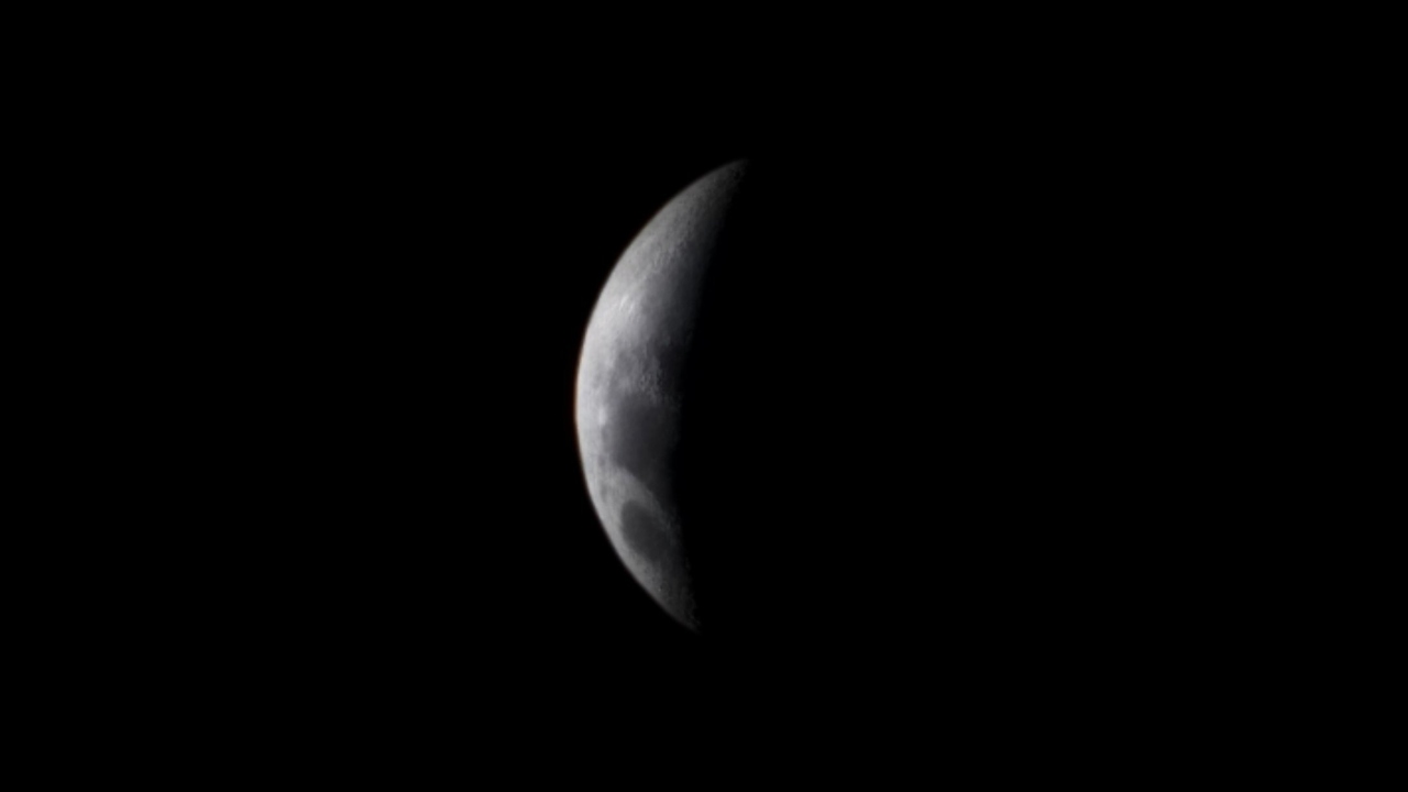 Eclipse lunar impressiona internautas