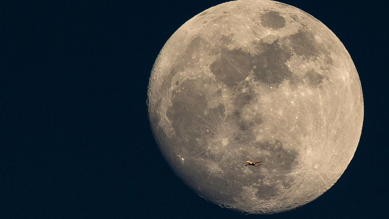 Crateras da superfície lunar são 200 milhões de anos mais velhas do que se estimava