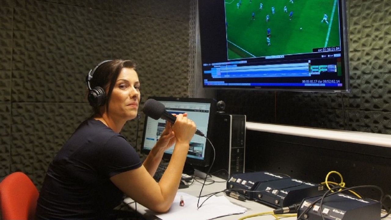 Narradora da ESPN vai à justiça denunciar centenas de casos de machismo