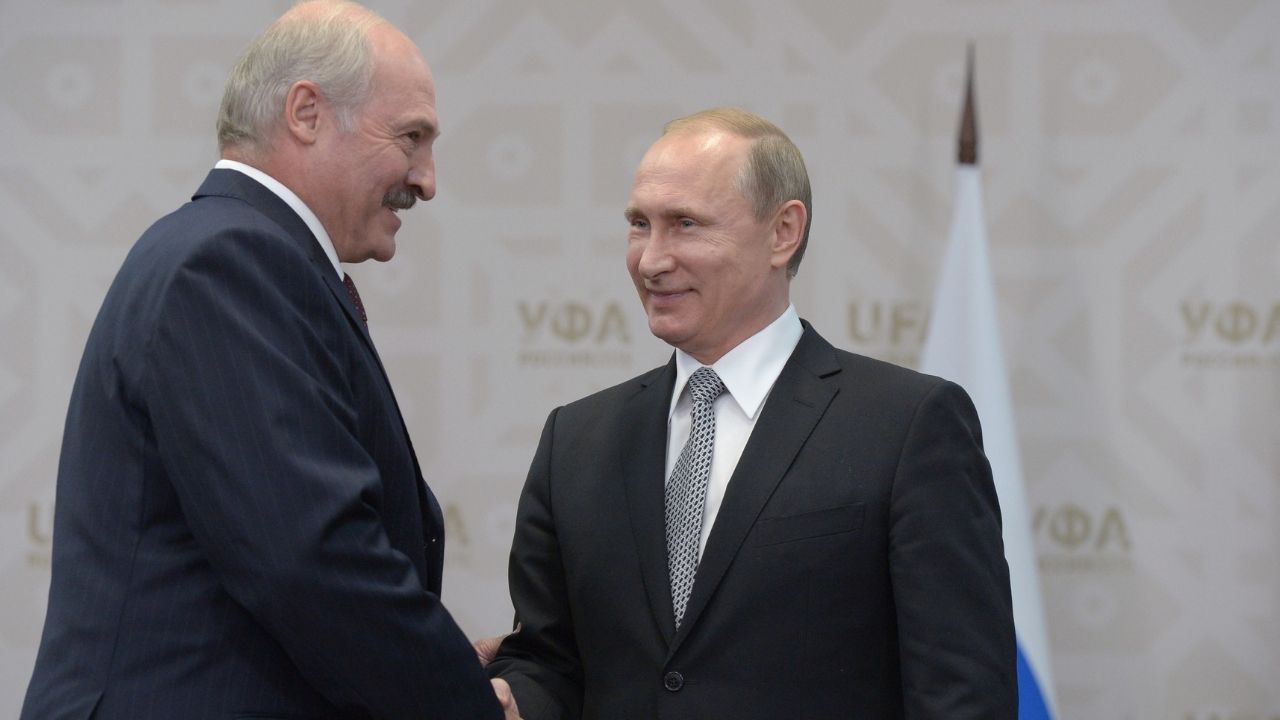 Antes de iniciar ação militar, Putin contatou presidente de Belarus
