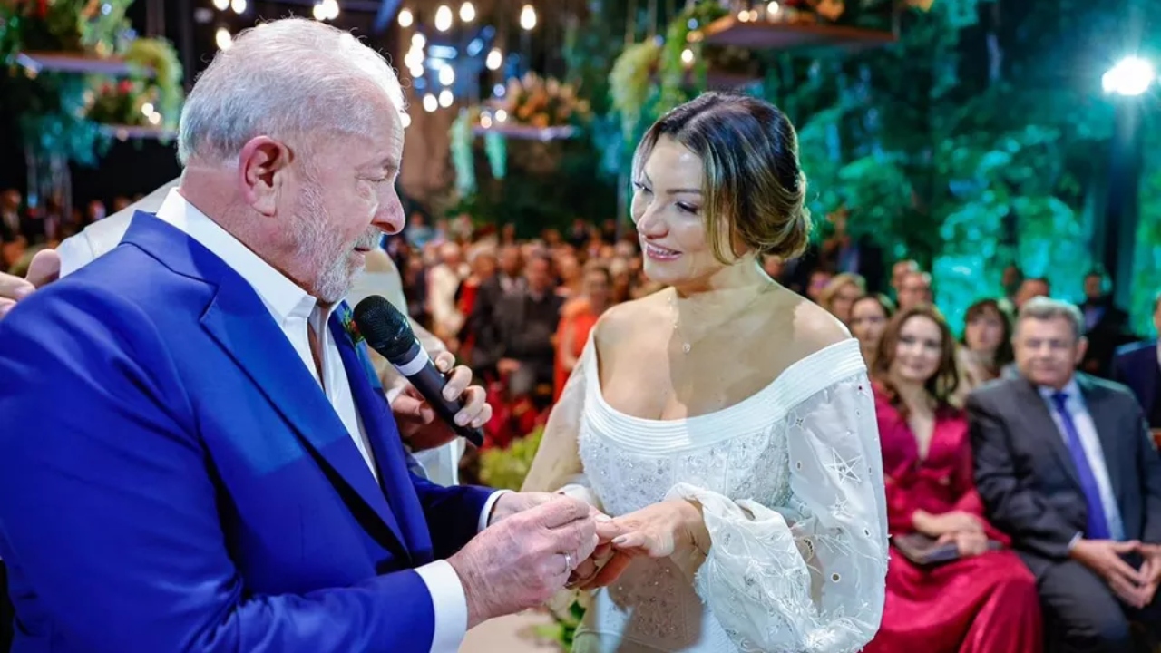Em São Paulo, Lula se casa com Janja