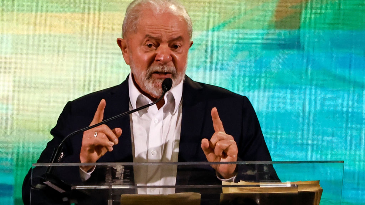 Lula revela que usará camisa verde e amarela na Copa do Mundo 2022