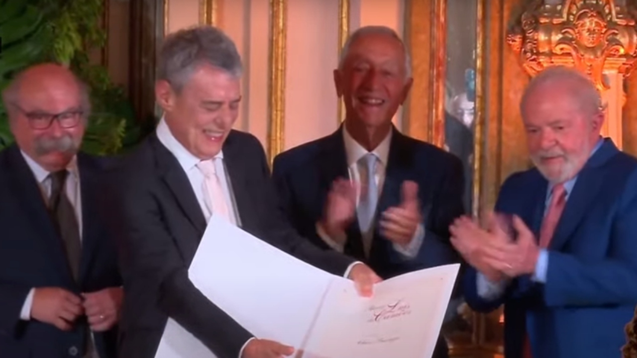 Prêmio Camões: Lula faz discurso durante evento de entrega do prêmio para Chico Buarque