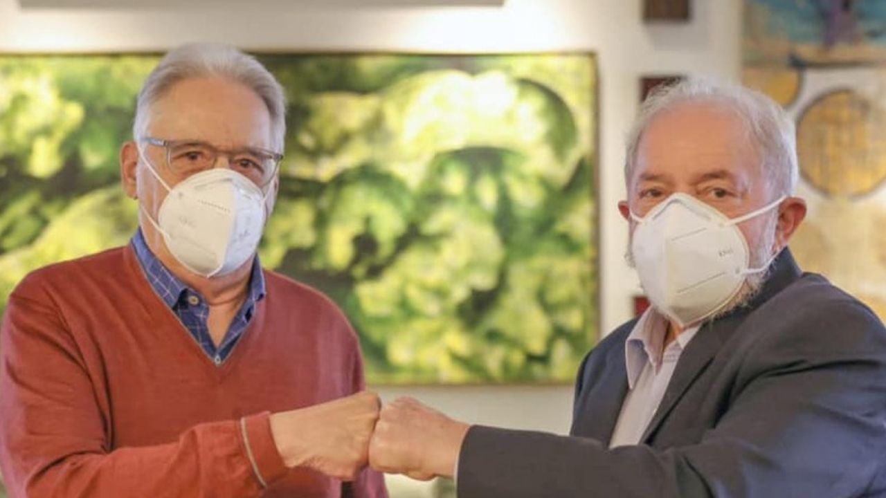 Ex-presidentes Lula e FHC se reúnem na casa de ex-ministro do STF