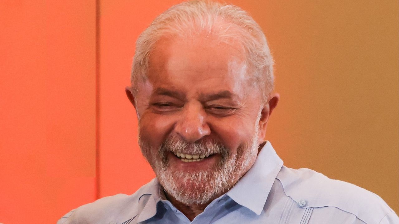 Lula diz que humor ‘se perdeu’ após morte do comediante Chico Anysio