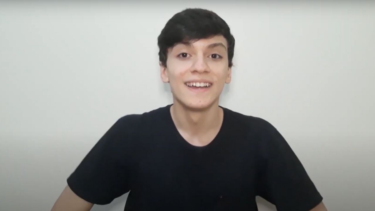 Jovem brasileiro bate recorde de memorização no Guinness Book