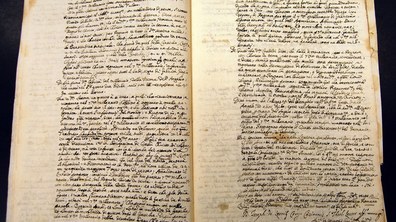 Qual o conteúdo revelado nos Manuscritos do Mar Morto?
