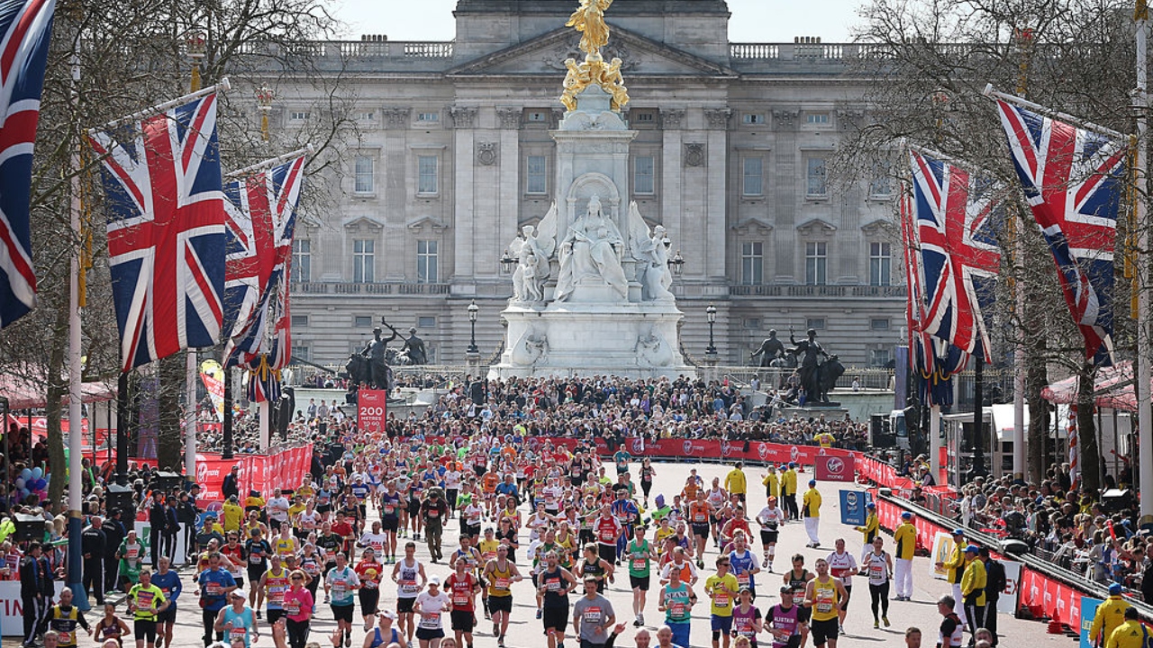 Após desmaiar durante Maratona de Londres, corredor da prova morre