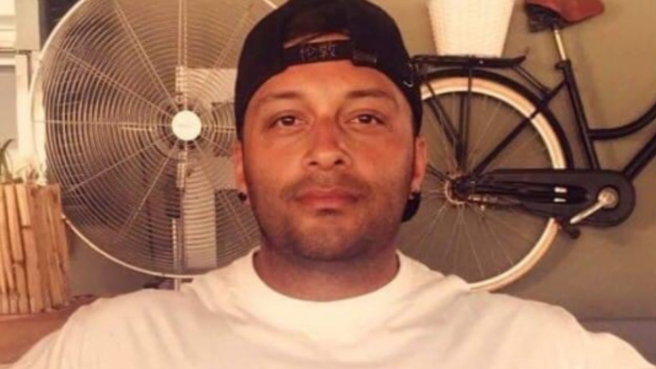 Após negar vacina, músico britânico morre de Covid-19: ‘É a sensação mais assustadora do mundo’
