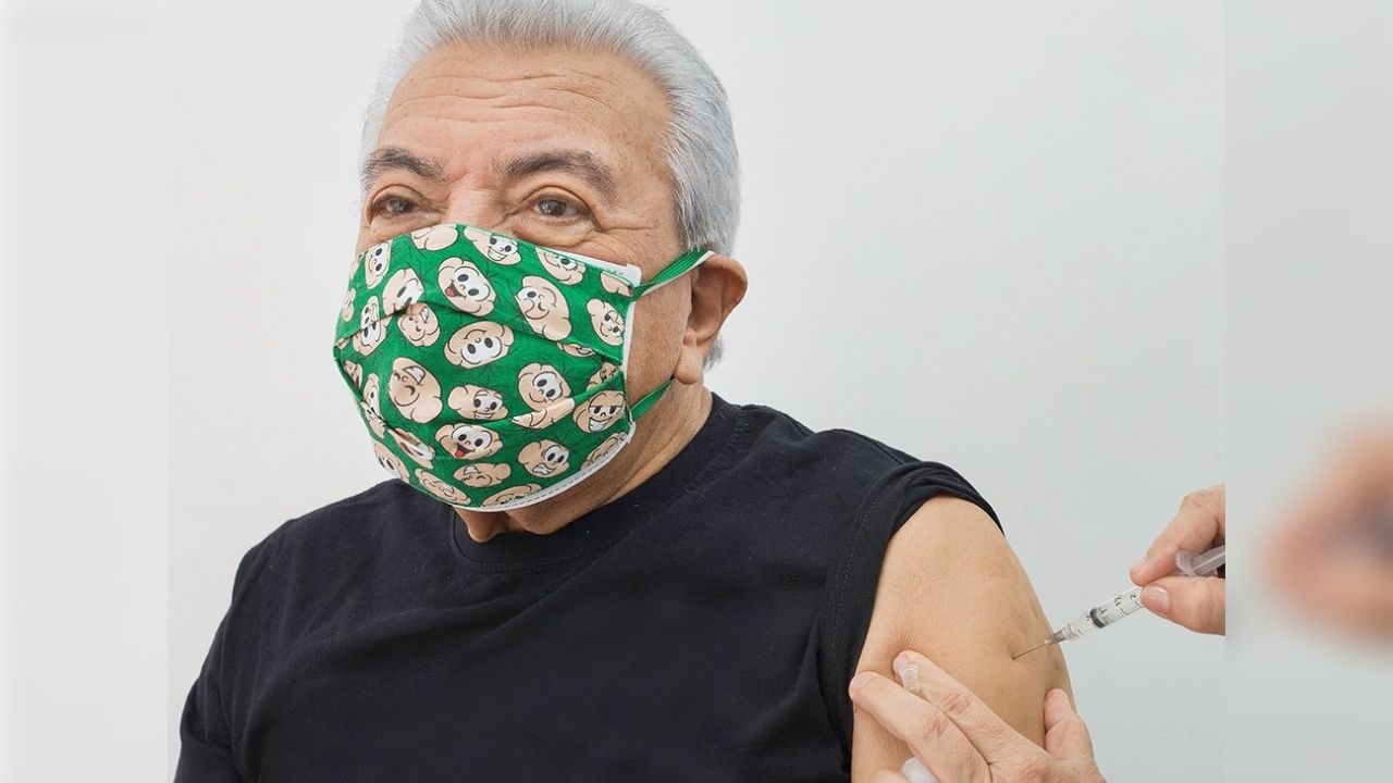 Maurício de Souza toma segunda dose de vacina contra covid-19 e avisa: ‘continuarei me cuidando’