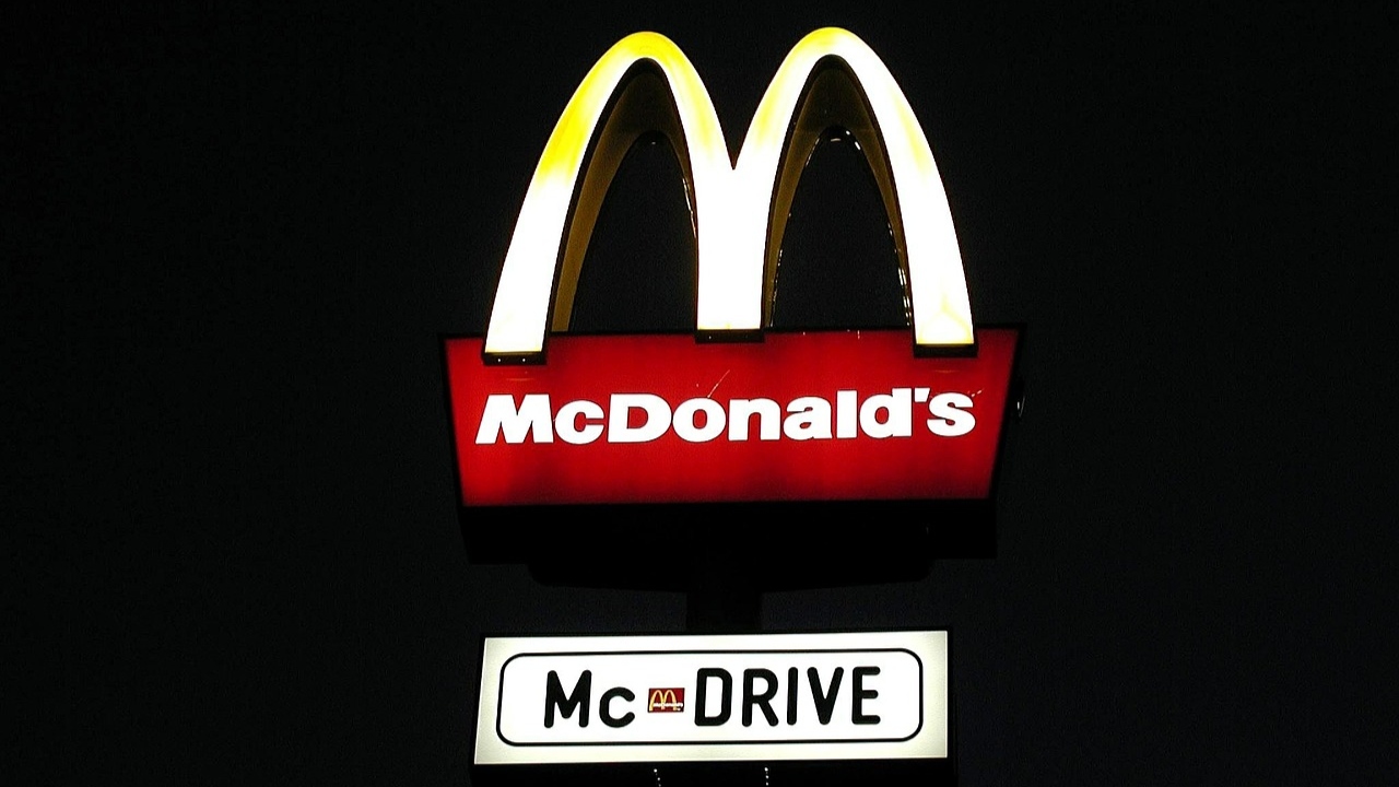 McDonald’s afirma que pretende reabrir franquias na Ucrânia