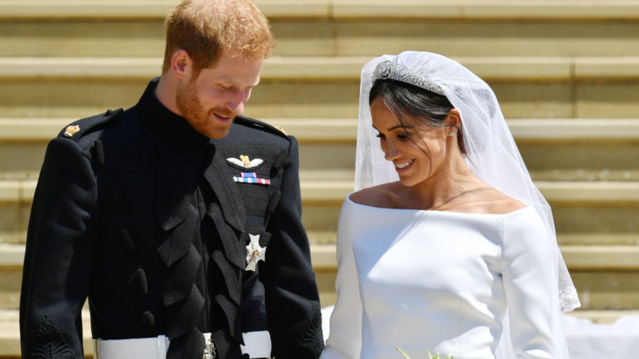 Conheça os detalhes presentes no vestido de noiva de Meghan Markle