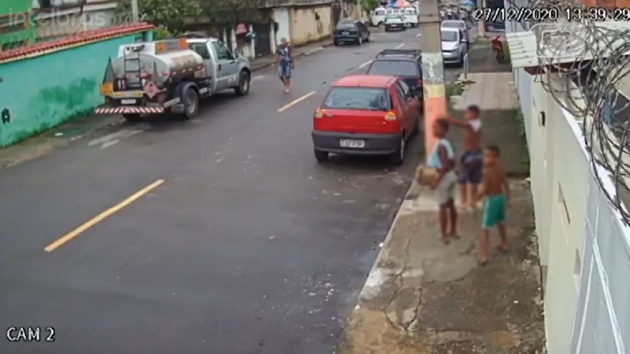 Polícia prende traficante que pode estar envolvido em sumiço de meninos de Belford Roxo