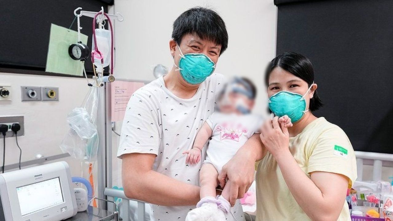 Bebê considerado o menor do mundo ao nascer recebe alta após 13 meses