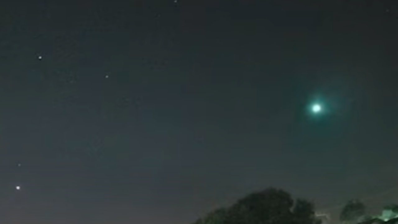 Meteoro que apresentou forte brilho foi registrado em Santa Catarina