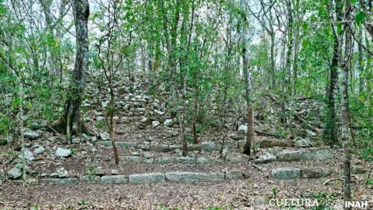 Vestígios de cidade maia são encontrados dentro de floresta mexicana