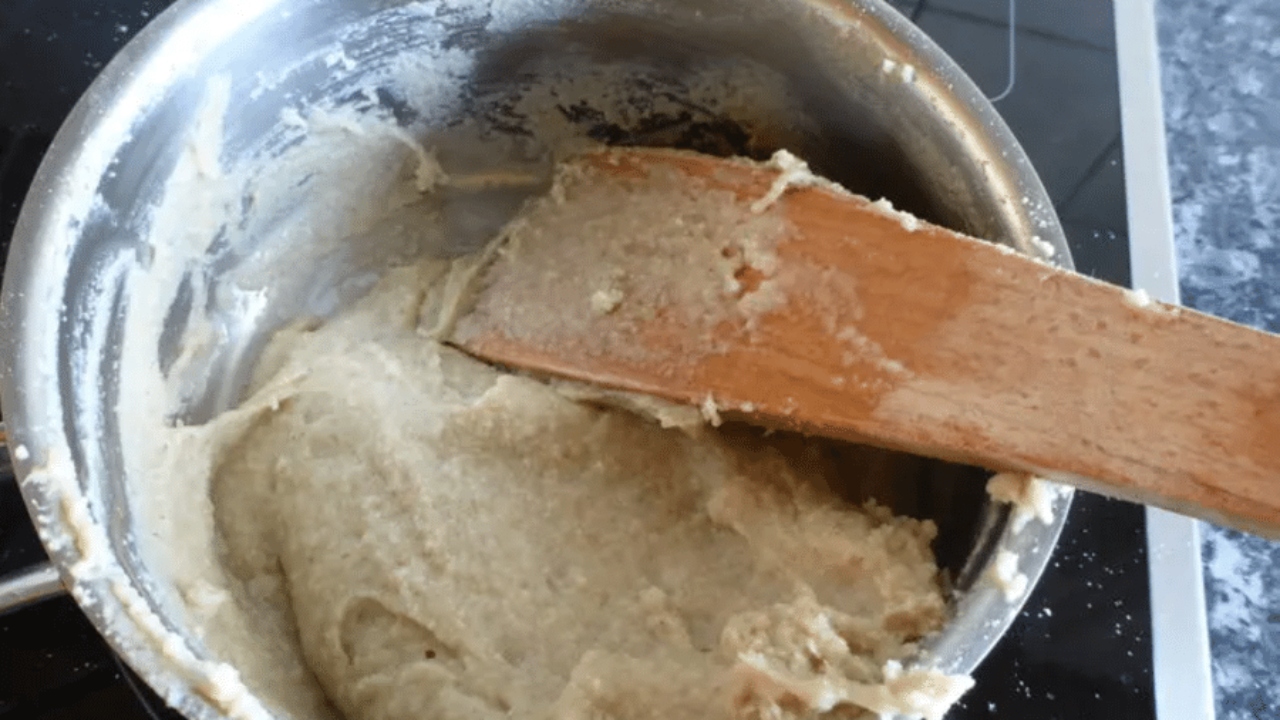Mingau tóxico deixa nove crianças mortas por envenenamento alimentar