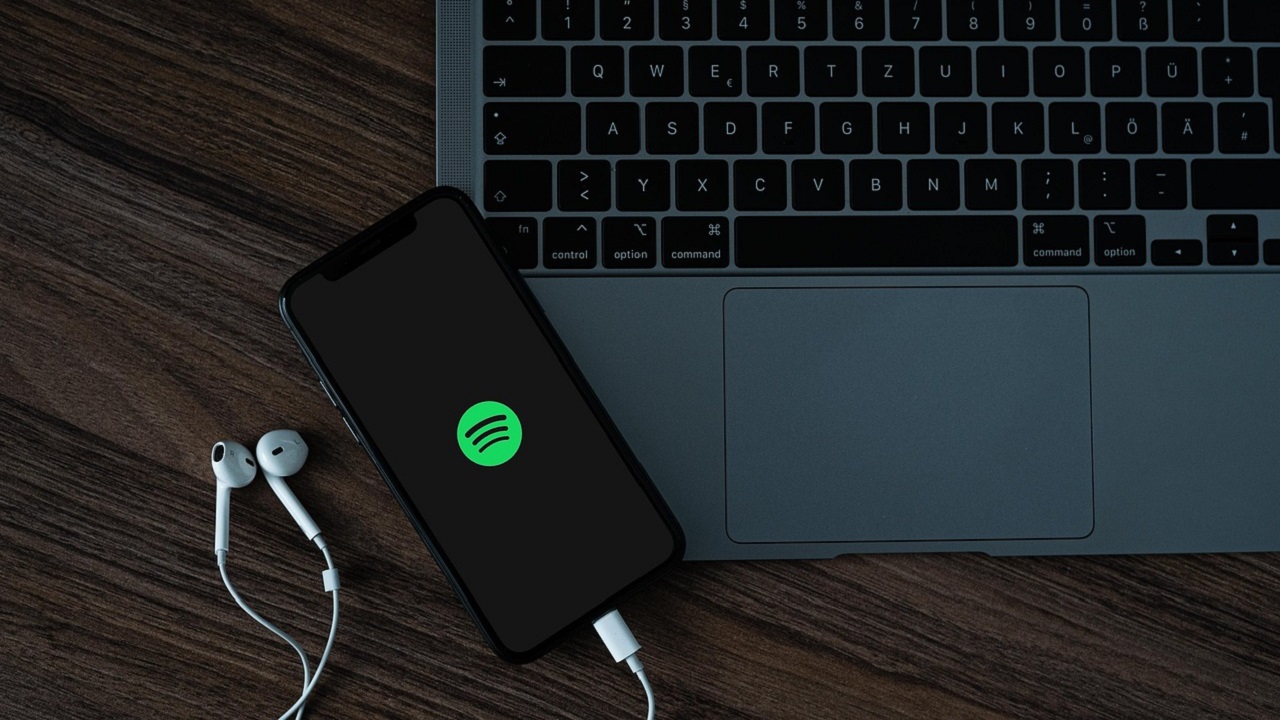 Spotify cria playlist cápsula do tempo que só poderá ser ouvida em 2024