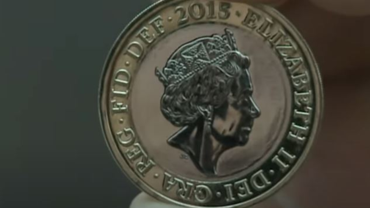 Notas, selos, moedas e passaportes mudarão após morte de Elizabeth II