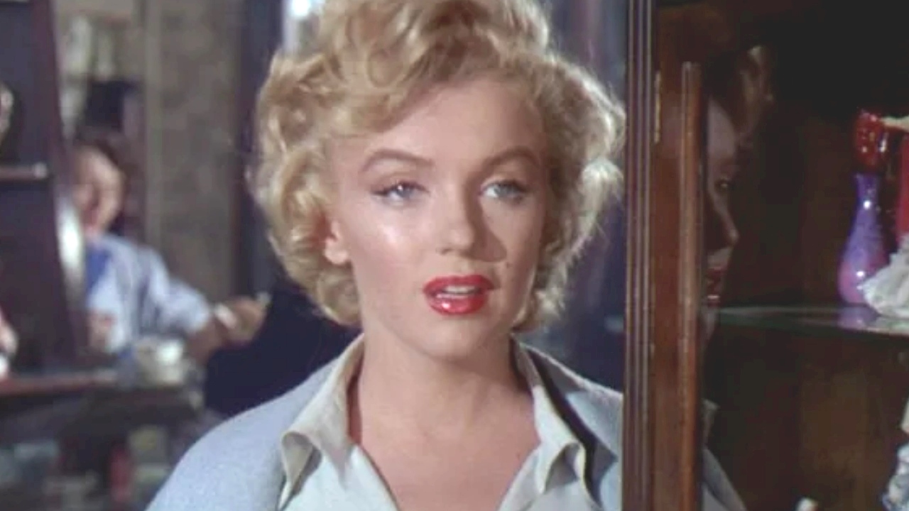 Mulher gasta mais de R$ 250 mil para se parecer com Marilyn Monroe