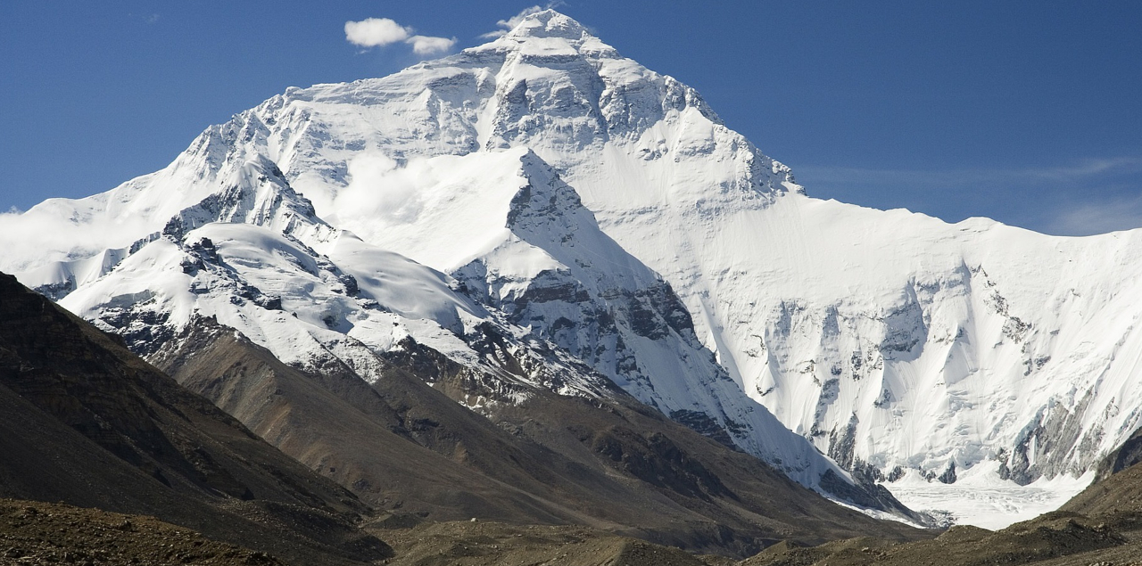 Avalanche no Himalaia deixou pelo menos 10 mortos e desaparecidos