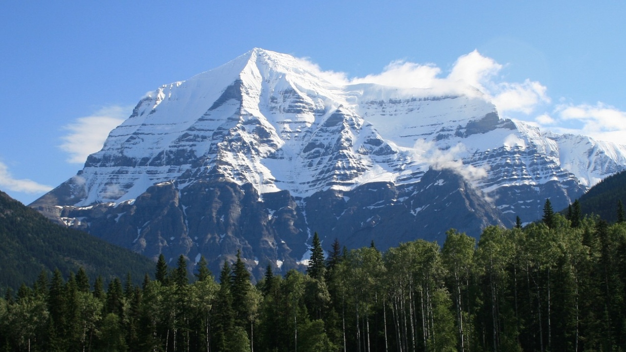Canadá: Três turistas praticando esqui morrem em avalanche