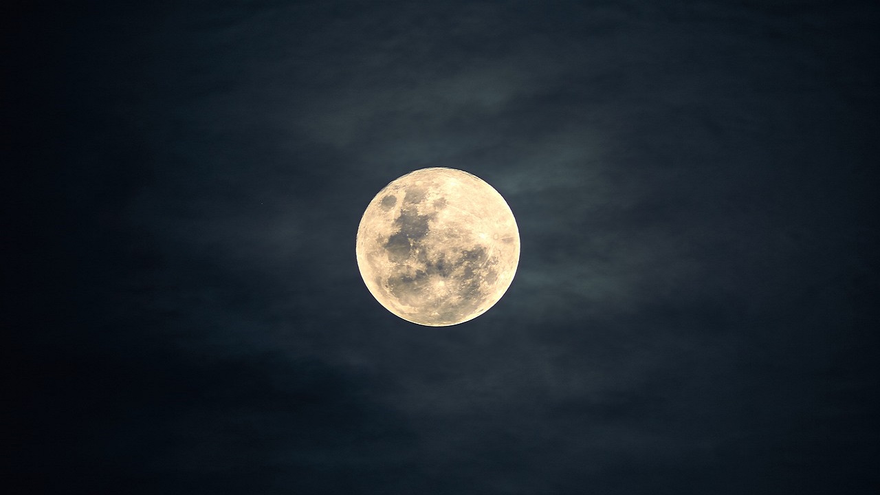 Superlua: Saiba mais sobre fenômeno que poderá ser visto hoje, 26