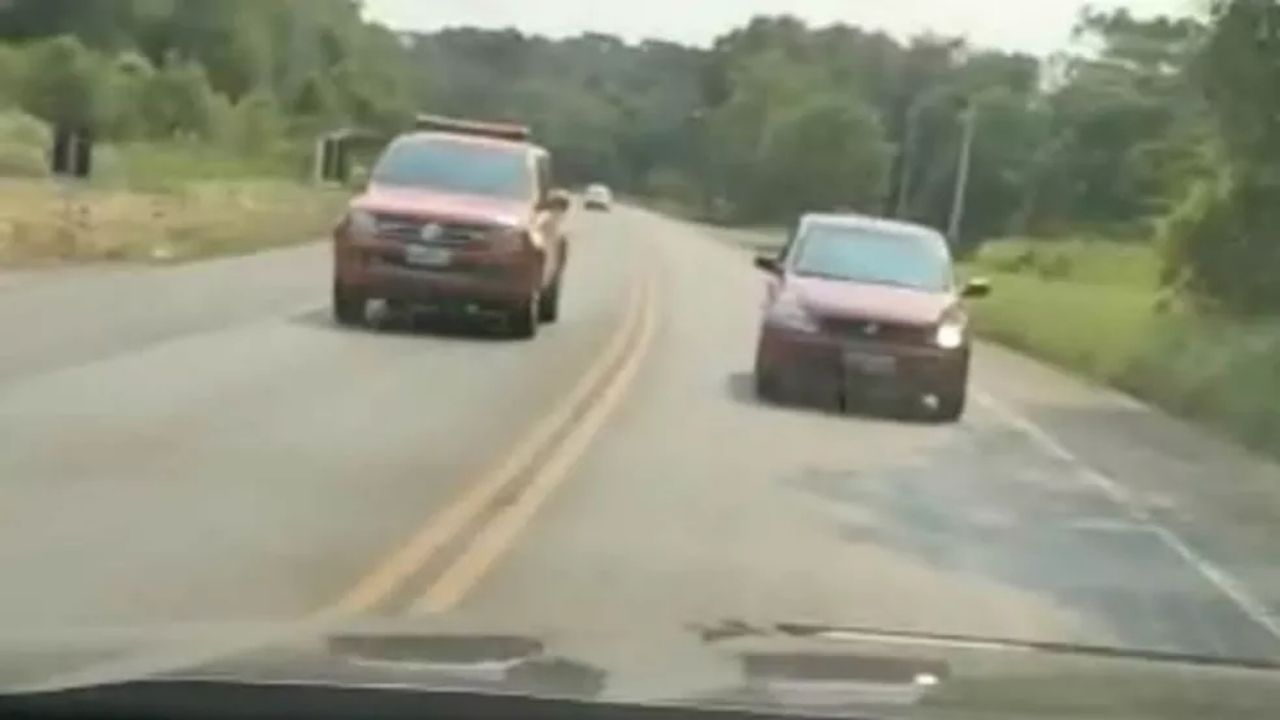 Após dirigir em ré por 2 km, motorista é detida com cocaína