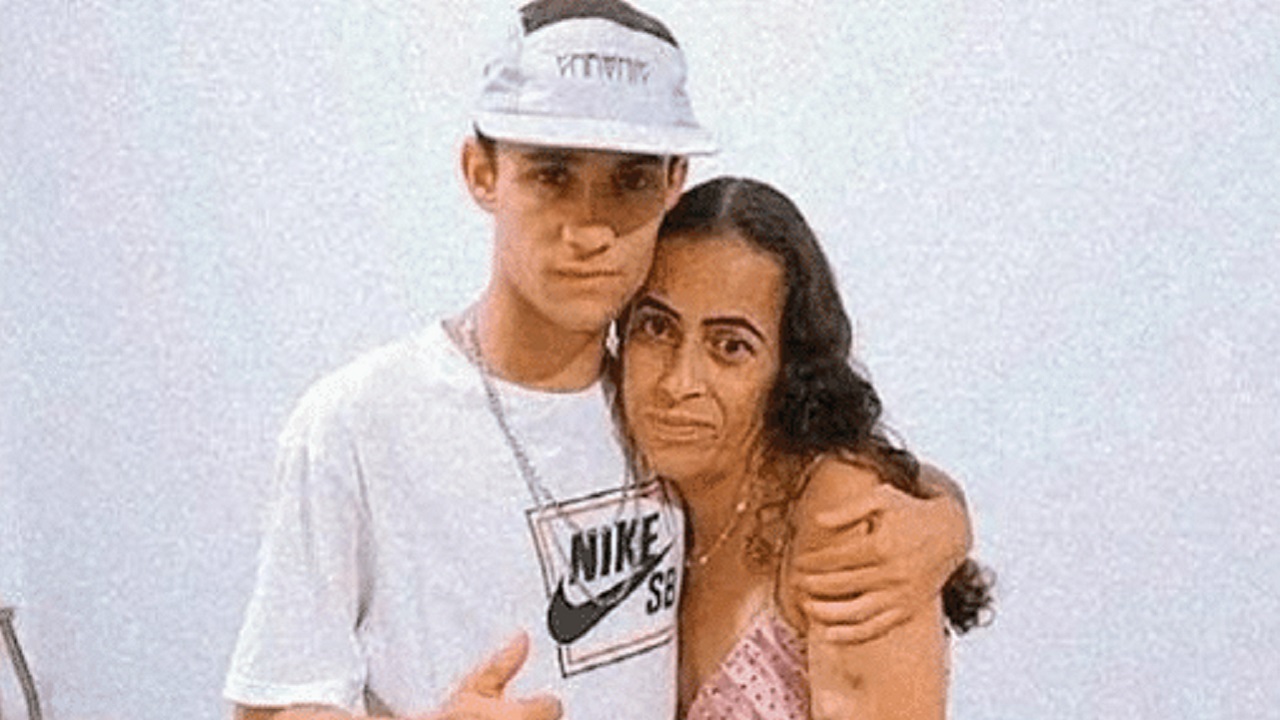 Após quatro anos em fila, mulher recebe rim de filho morto em acidente
