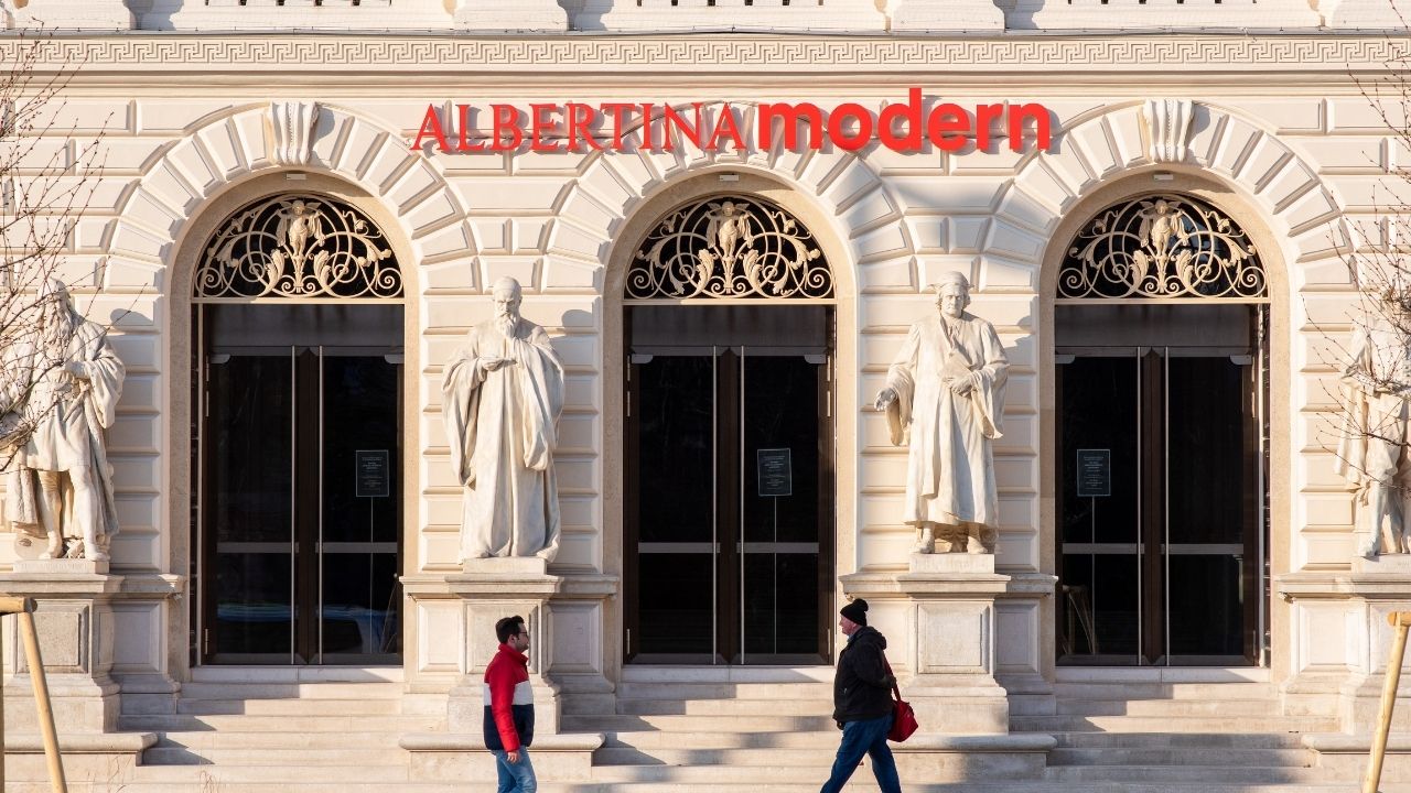 Museus de Viena batalham a censura de obras explícitas nas redes usando o OnlyFans