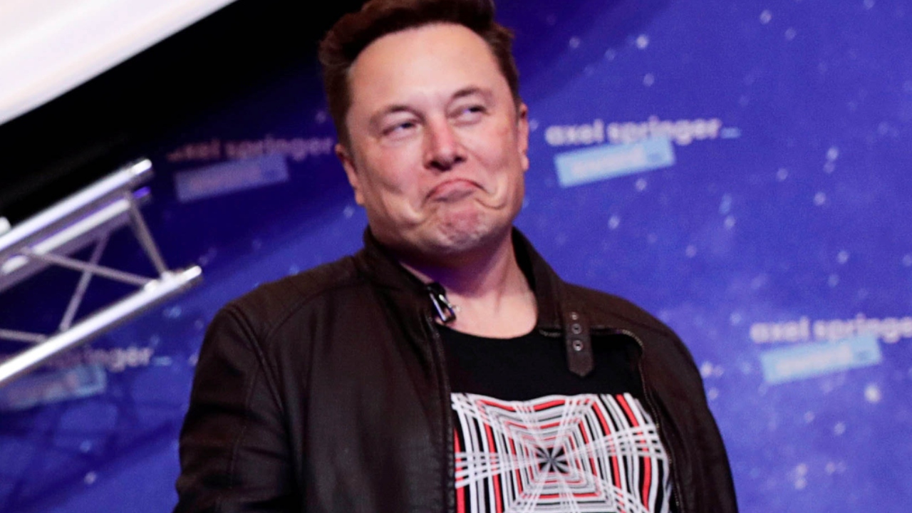 O ano em que as empresas de Elon Musk por pouco não faliram