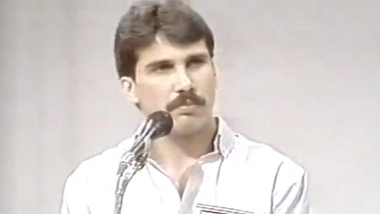 Internautas se surpreendem com idade dos jovens de 1986 no programa ‘Namoro na TV”