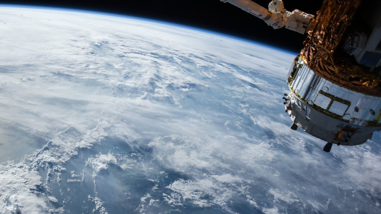 Satélites trazem soluções inéditas para problemas gerados pela pandemia