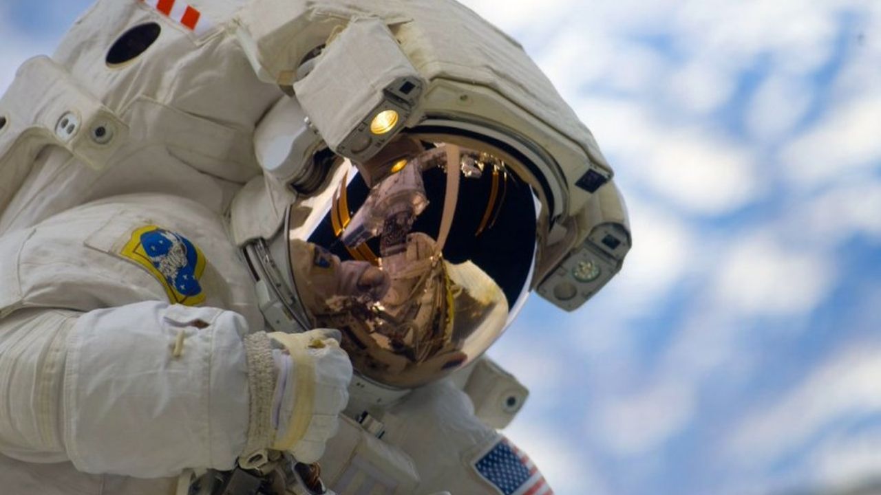 Antigo astronauta da NASA revela como quase se afogou no espaço