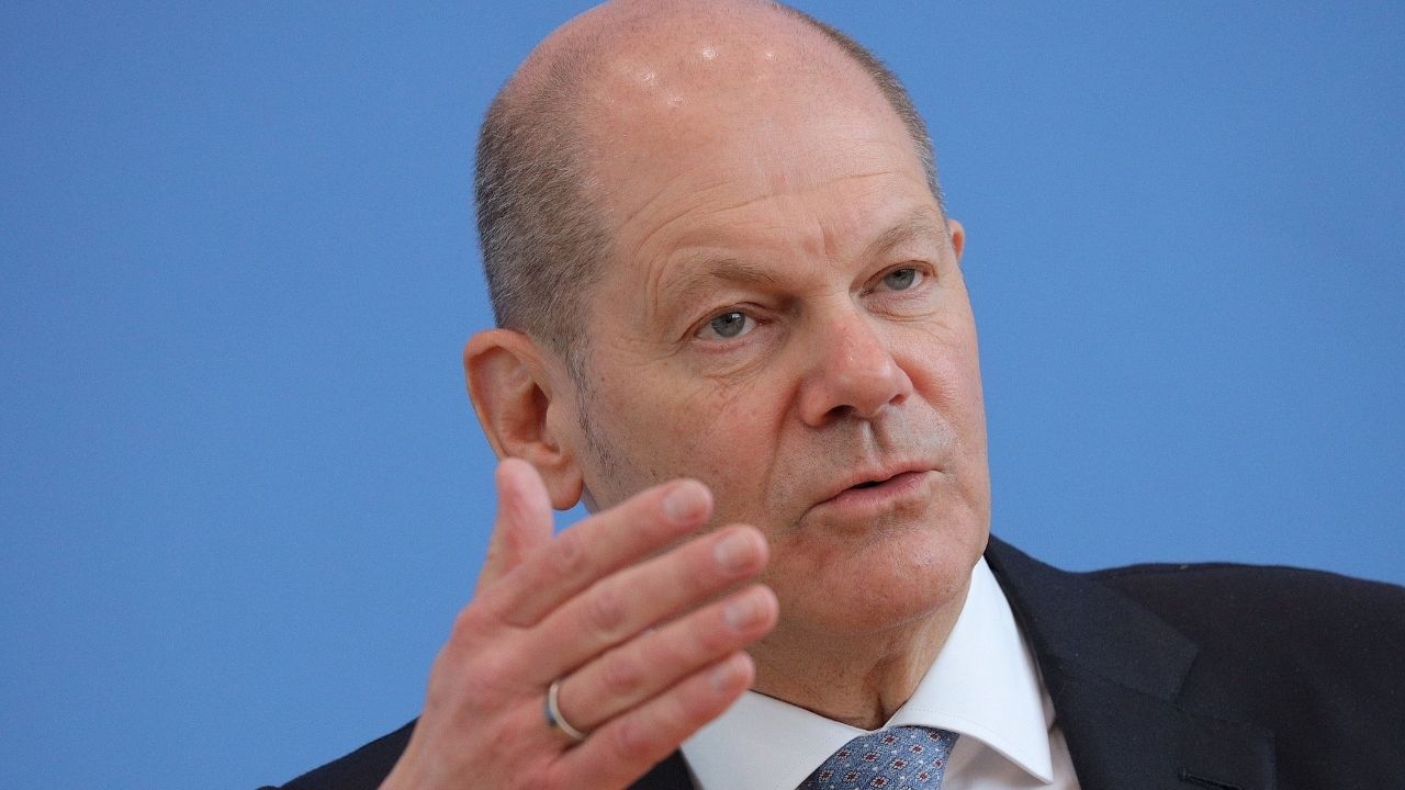 Olaf Scholz, chanceler alemão, não quis fazer teste de Covid na Rússia