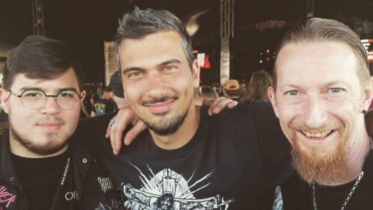 Banda de death metal ‘Omicron’ se manifesta sobre nome