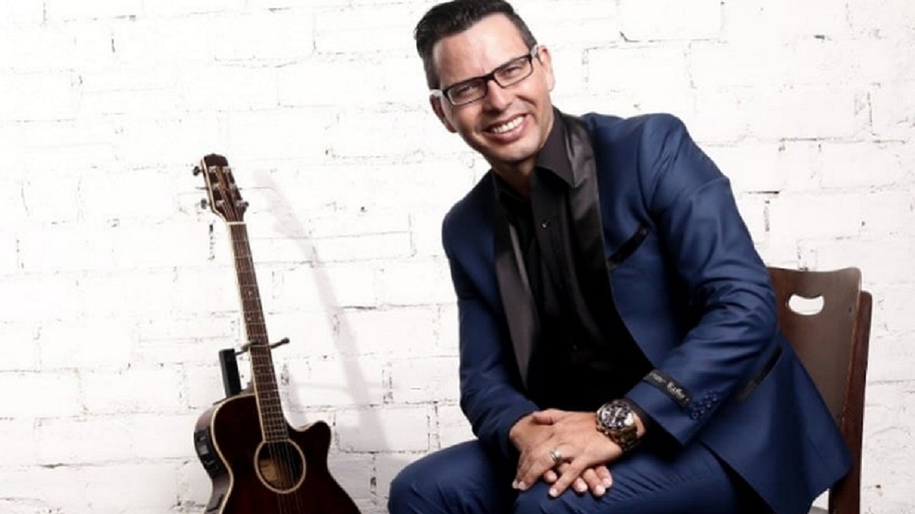 Amarrado em uma árvore: Corpo de cantor gospel é encontrado em Curitiba