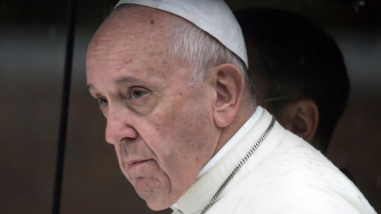 Em entrevista, Papa alfineta a forma que tropas americanas deixaram o Afeganistão
