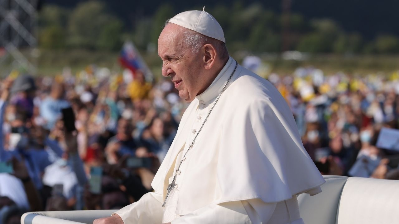 Papa orienta profissionais da saúde a recusarem abortos: ‘É homicídio, não é lícito ser cúmplice’