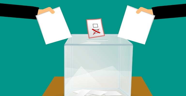PEC do voto impresso é rejeitada por comissão especial da Câmara; Veja quem votou contra ou a favor