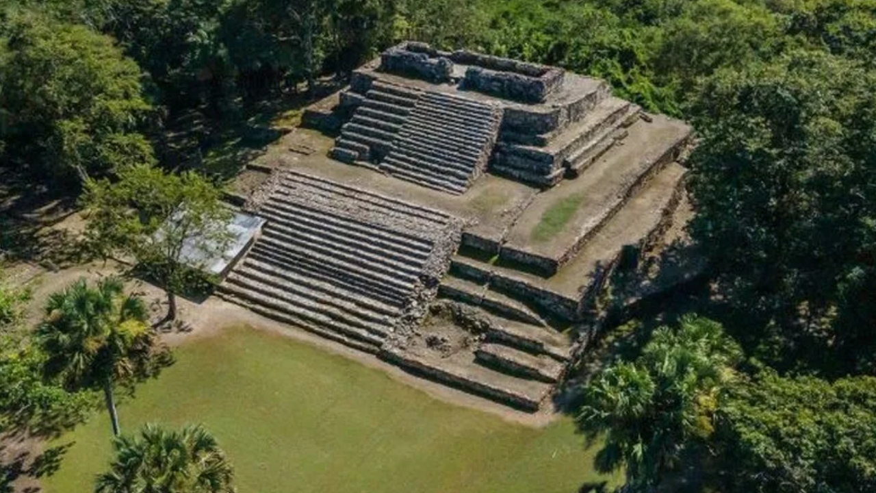 Estrutura dedicada a divindade maia e asteca é descoberta no México