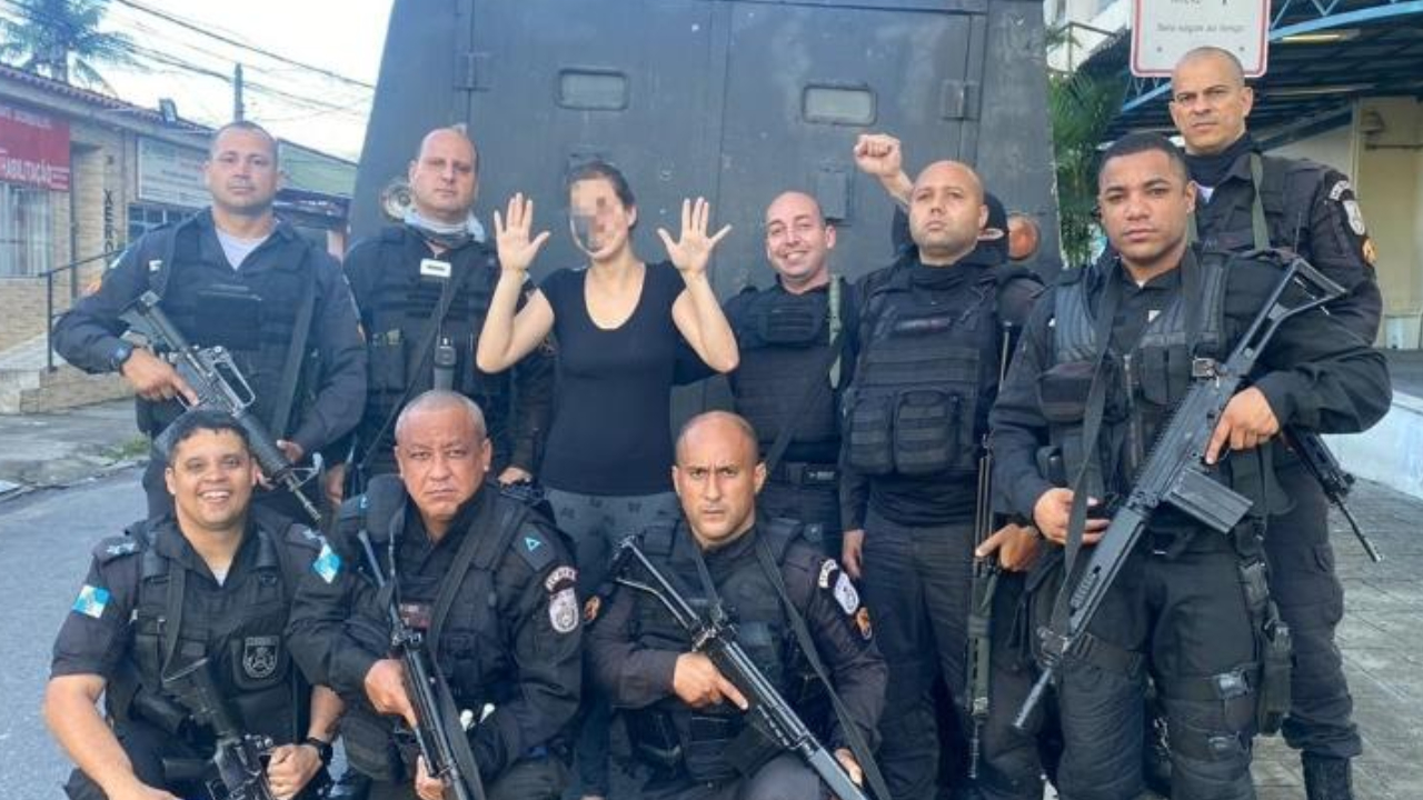 Policiais libertam mulher que foi mantida refém por 5 dias em Realengo