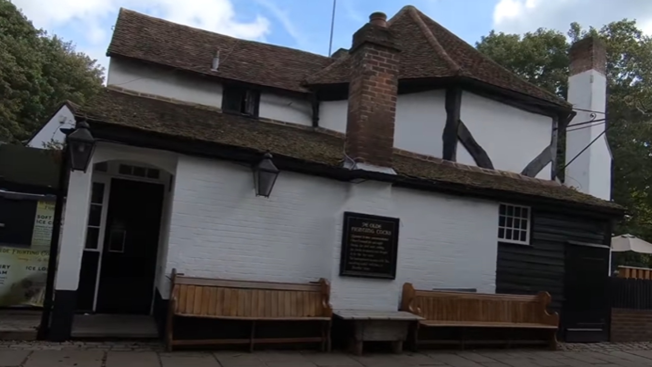 Pub fundado em 793 na Inglaterra fecha as portas devido a pandemia